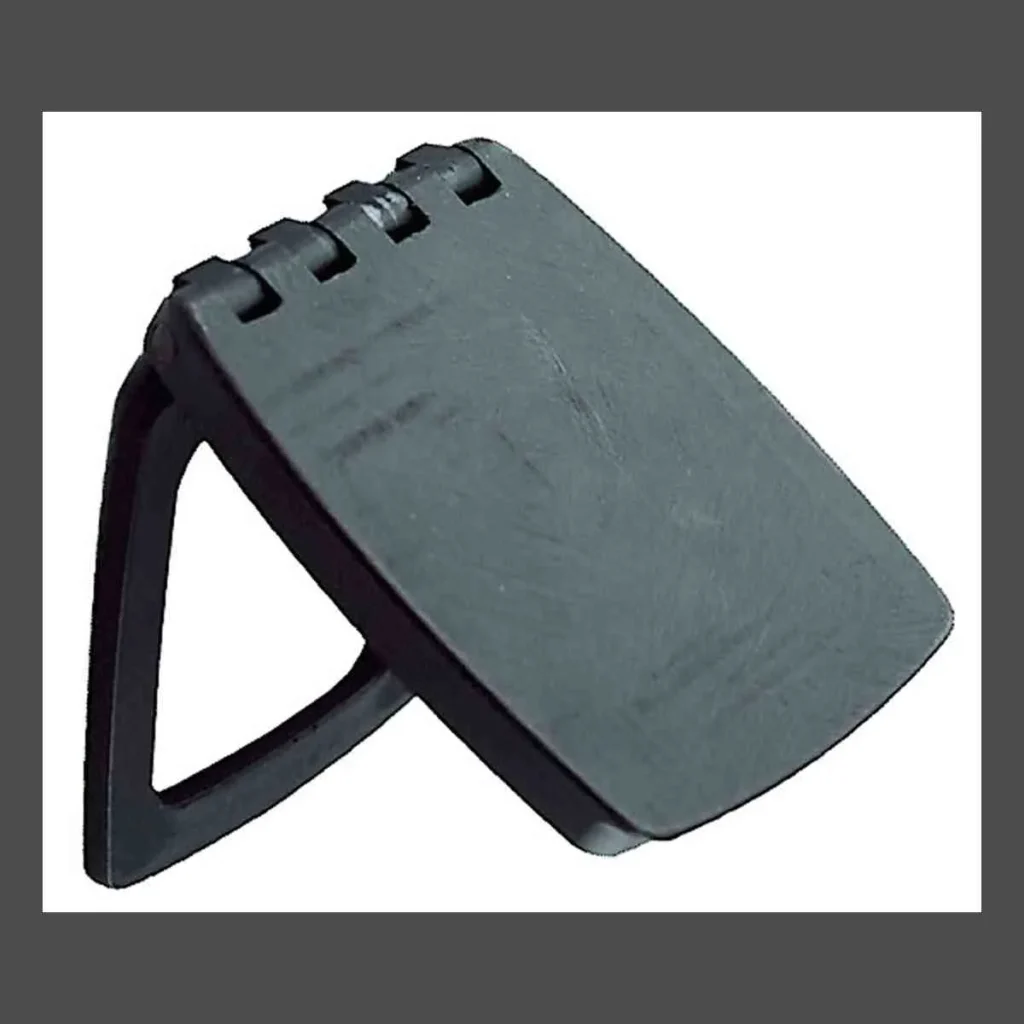 Black hinged cover (68x82)